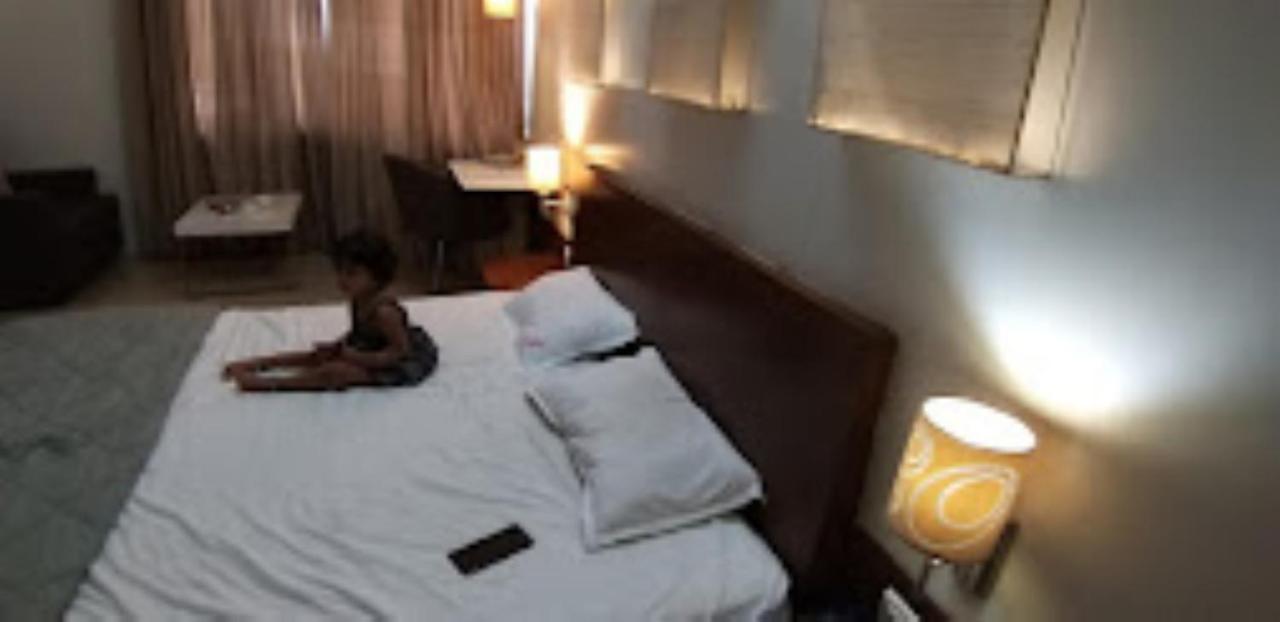 Hotel Maratha Residency,Ratnagiri Ngoại thất bức ảnh